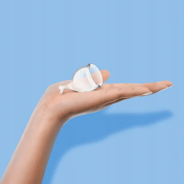 satisfyer-feel-secure-menstrual-cup-set-transparent-koncowka-lodyzka