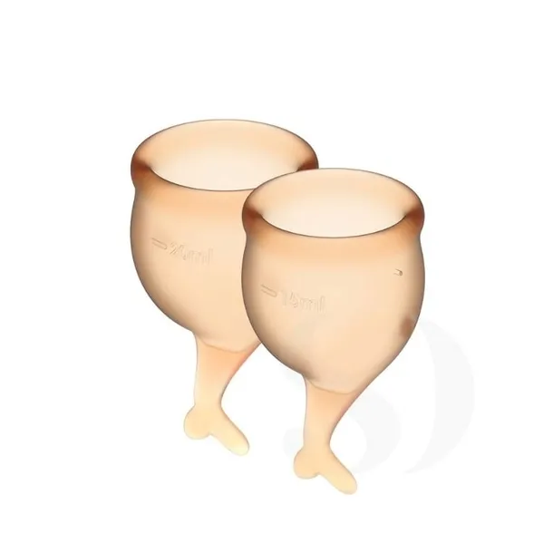 satisfyer-menstrual-cup-set-orange-model-feel-secure