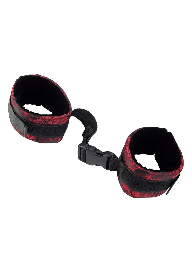 kajdanki-na-nogi-scandal-control-cuffs
