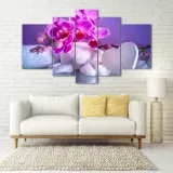 obraz-szklo-akrylowe-orchidea-i-serce-material-wykonania-inny