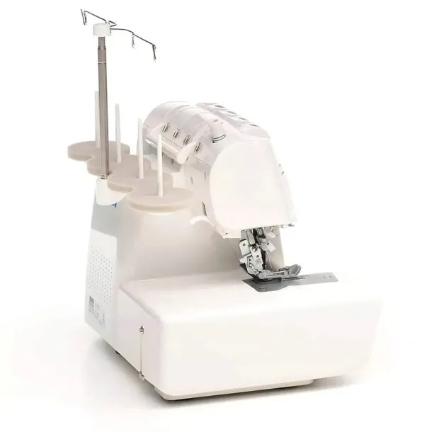 owerlok-4-nitkowy-juki-mo-1000-material-tworzywo-sztuczne