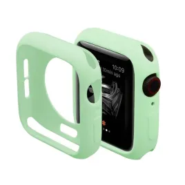 etui-silikonowe-case-do-apple-watch-4-5-40-mm