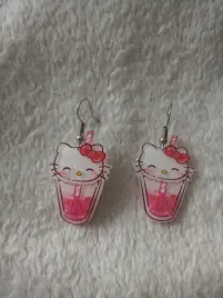 kolczyki-hello-kitty