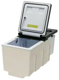 lodowka-sprezarkowa-indel-b-do-daf-105-106-26l