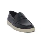 26186192-marka-clarks