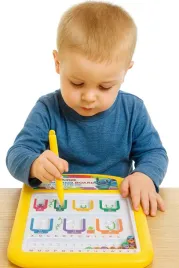 tablica-magnetyczna-dla-dzieci-alfabet-magnesy-montessori-nauka-pisania