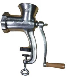 reczna-maszynka-do-mielenia-miesa-alfa-10-produkt-polski