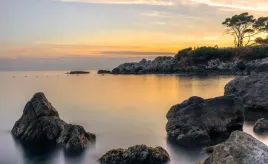 tapeta-flizelinowa-bandol-416x254
