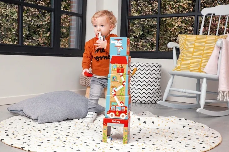 piramida-edukacyjna-pojazdy-5-elementow-scratch