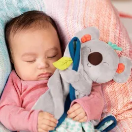 kocyk-przytulanka-dla-niemowlat-koala-b-toys
