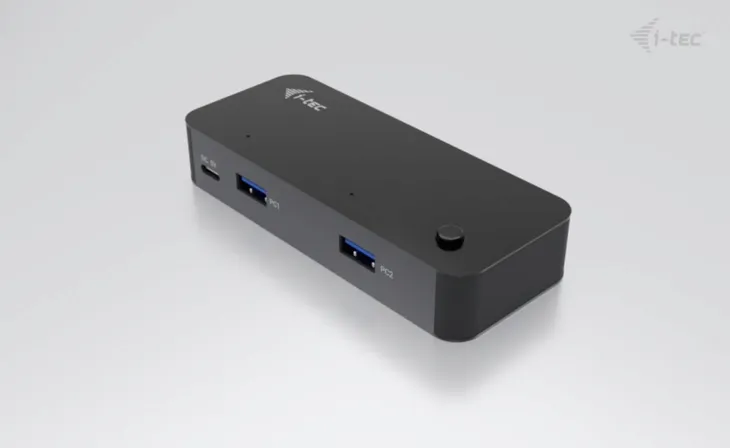 universal-kvm-hub-2x-usb-c-2x-usb-a-3-0-wnd-d5-stan-nowy-waga-z-opakowaniem-65-kg