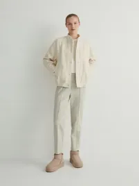 szare-spodnie-z-przeszyciem-reserved-xs