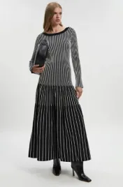 czarna-sukienka-w-paski-maxi-karen-millen-m