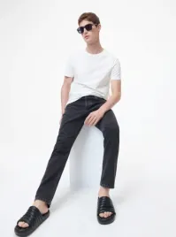 czarne-spodnie-jeansowe-meskie-reserved-33