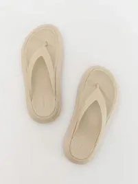 bezowe-klapki-japonki-reserved-37