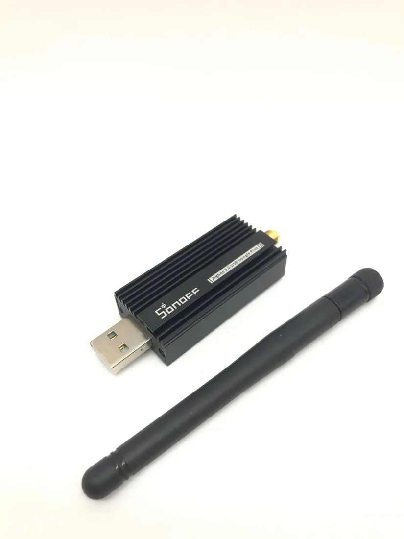 centrala-sterujaca-sonoff-zbdongle-plus-e-stan-powystawowy