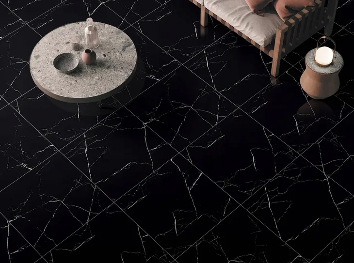 plytki-podlogowe-scienne-gres-czarny-marmur-alaska-black-60x60-polysk-stan-nowy