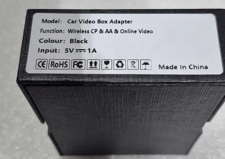 adapter-carplay-ai-box-5-w-1-mini-android-waga-z-opakowaniem-1-kg-stan-nowy-stan-opakowania-oryginalne