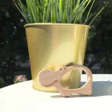 gryzak-drew-hipcio-material-drewno