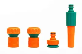 zestaw-zlaczek-z-pistoletem-zraszajacym-wielofunkc