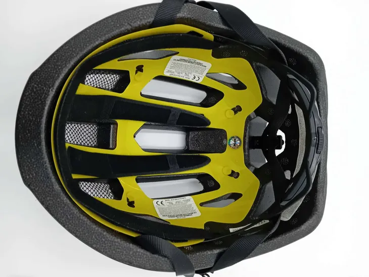 kask-rowerowy-abus-macator-mips-shiny-black-l-kod-producenta-4003318961519