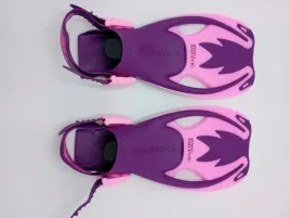 pletwy-cressi-rocks-kid-rozowy-regulowane-s-m-dzieciece-premium