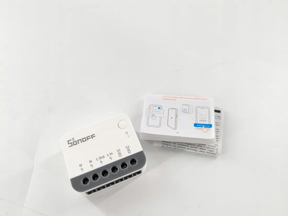 inteligentny-przelacznik-zigbee-sonoff-zbminir2