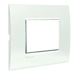 ramka-do-instalacji-elektrycznej-bticino