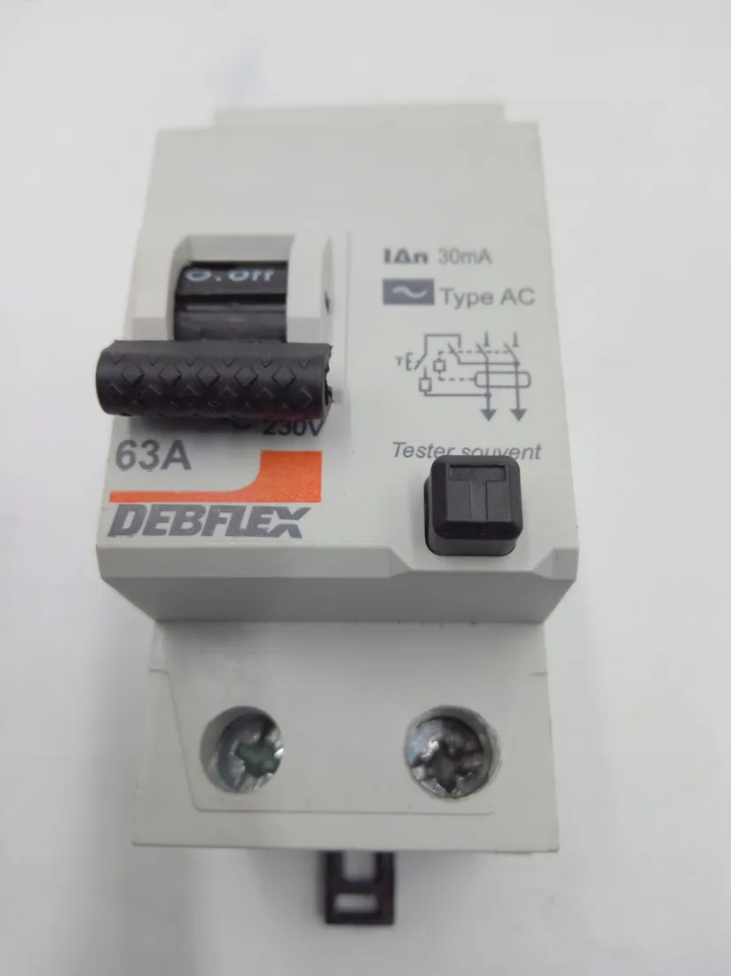 debflex-przelacznik-roznowy-2p-30ma-63a-2