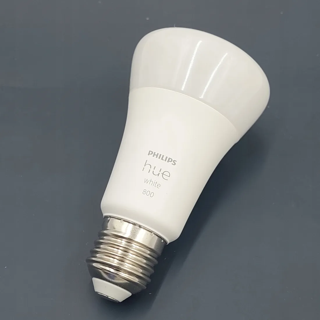zarowka-led-philips-hue-white-e27-9-w-stan-powystawowy