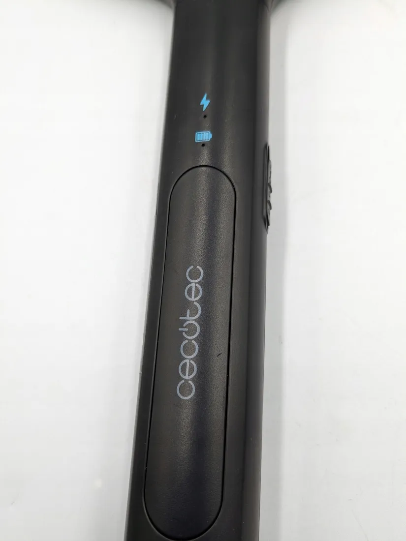 lapka-przeciwko-komarom-muchom-cecotec