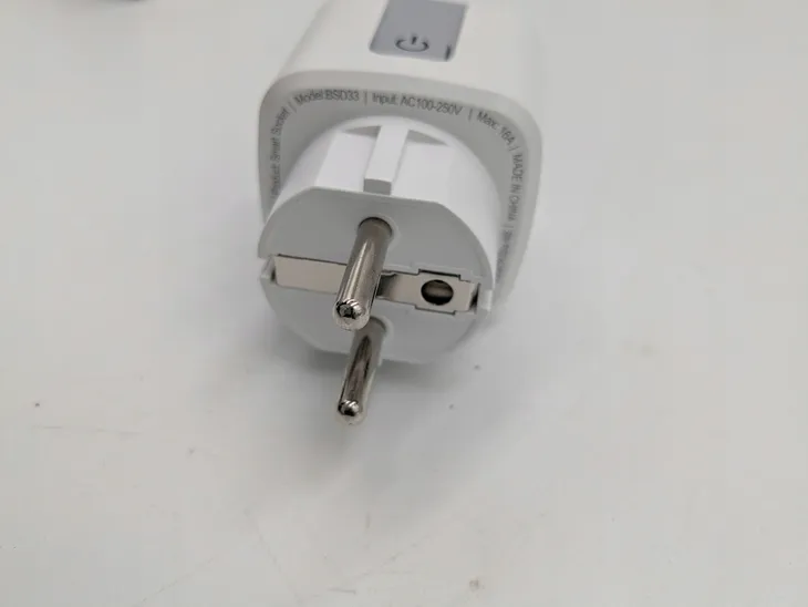 inteligentne-gniazdko-wifi-surfou-zigbee-pomiar-pradu-seria-bsd33