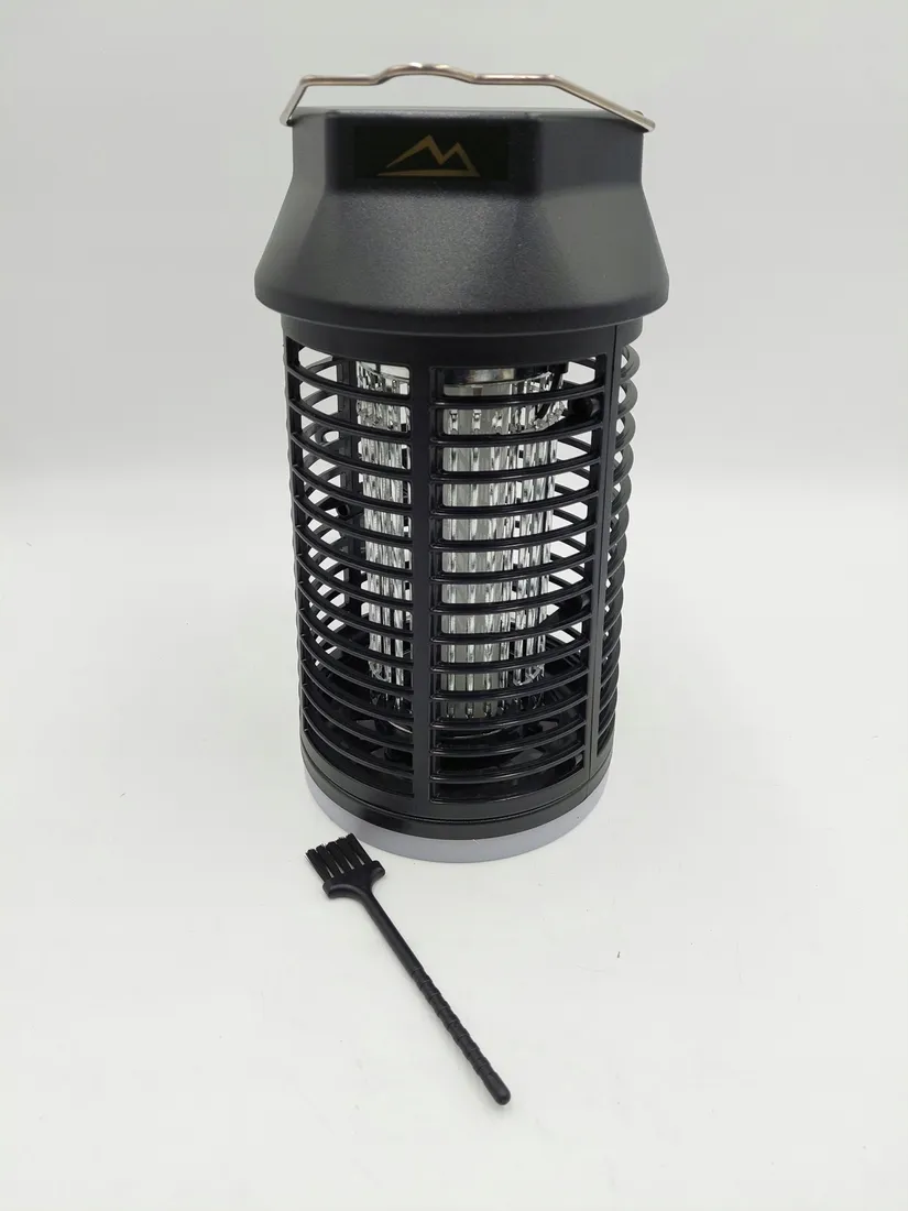 lampa-przeciwko-muchom-lukasa-stan-powystawowy