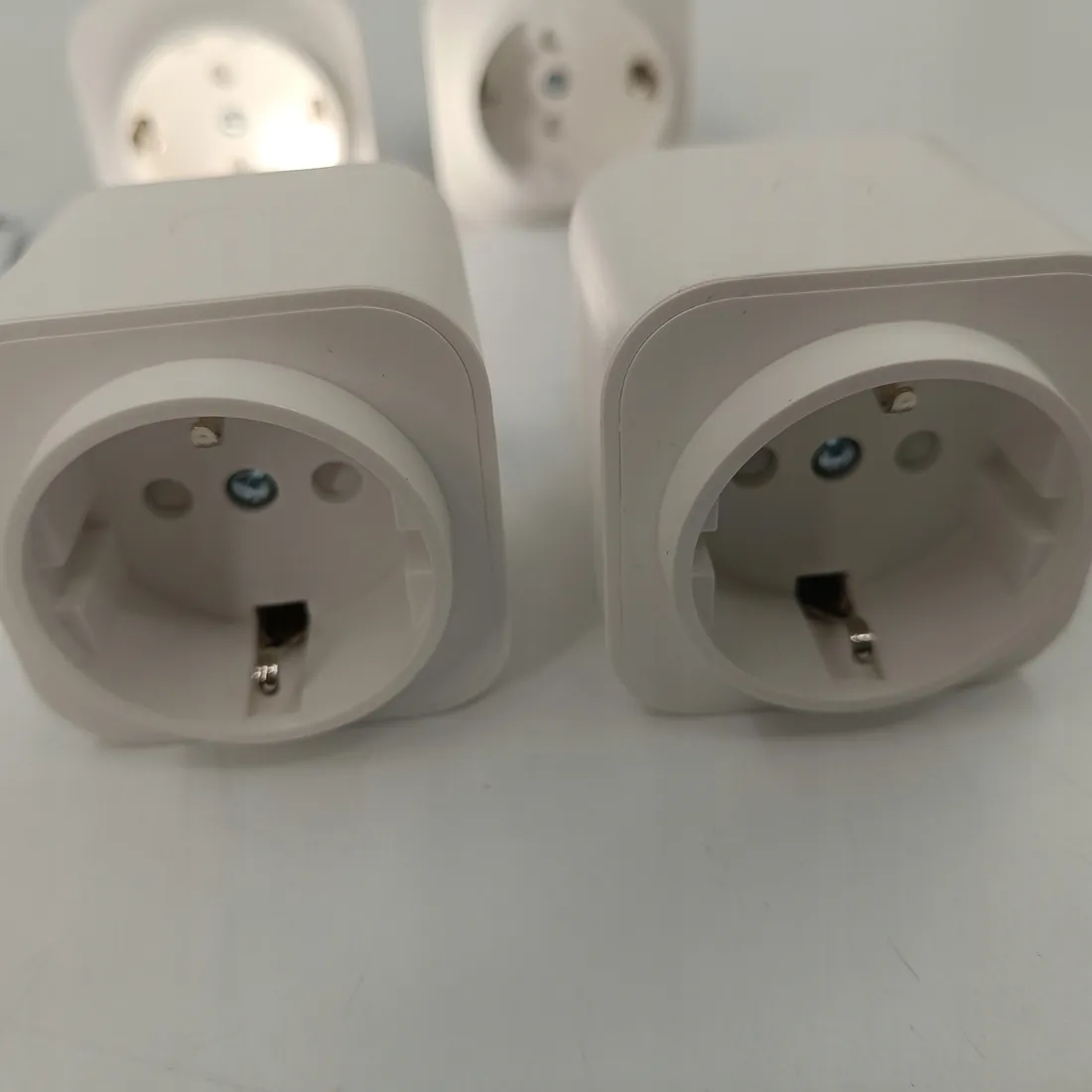 gniazdko-amazon-wtyczka-wifi-stan-powystawowy