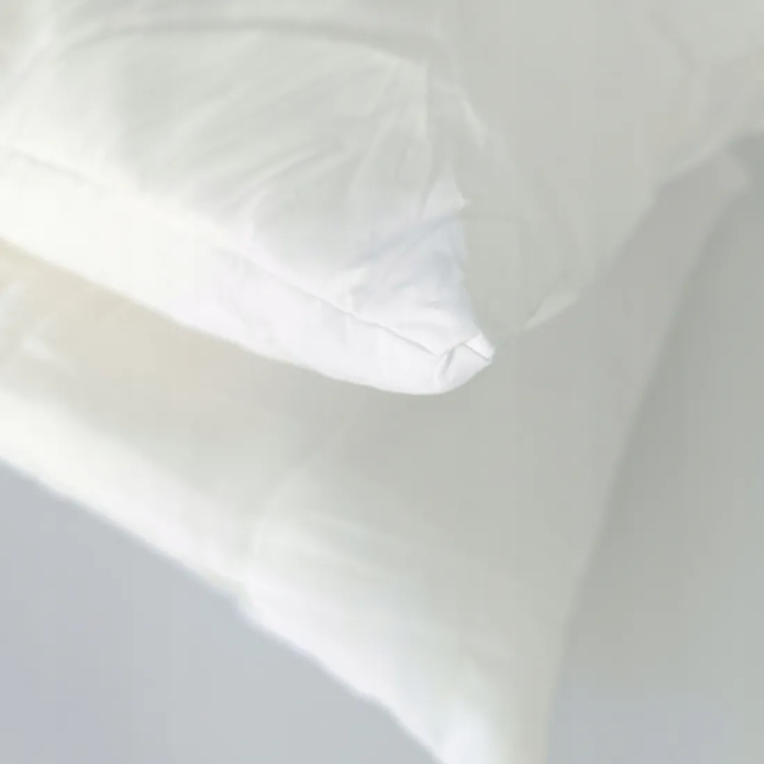 poduszka-do-spania-utopia-45-x-45-cm