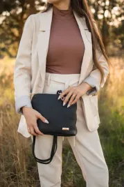 listonoszka-skorzana-she-691s-czarny