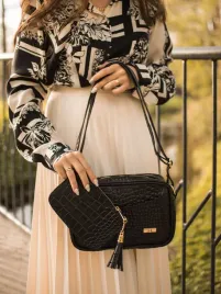 listonoszka-skorzana-she-636w-czarny-krokodyl