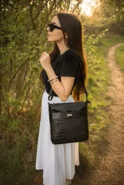 listonoszka-skorzana-she-696w-czarny-krokodyl