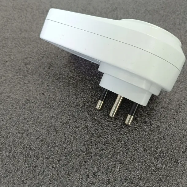 beghelli-60001-dom-e-smart-socket-do-automatyki-230-v-seria-60001