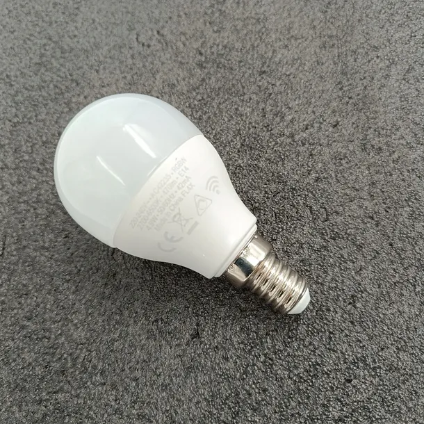 zarowka-led-ledvance-e14-49-w-ksztalt-zarowki-tradycyjna