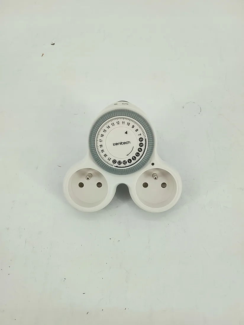 zenitech-bolea-programowalne-gniazdko-16a-z-timerem-15min