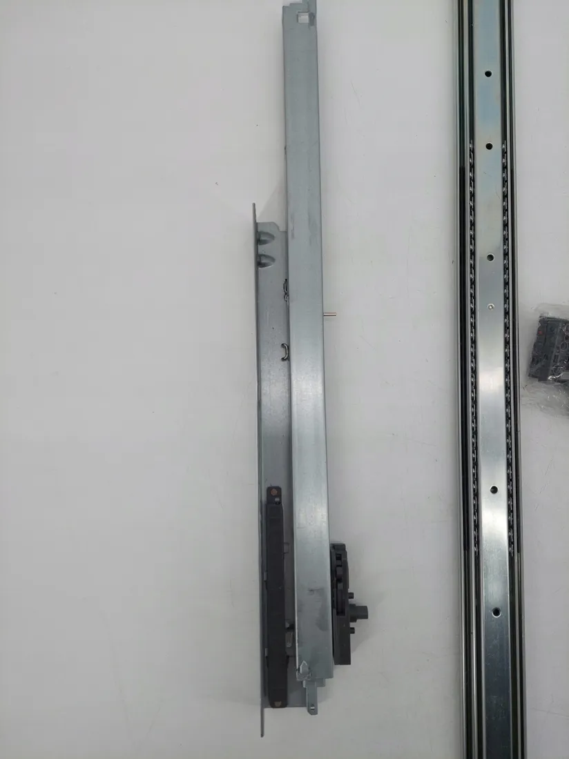 gtv-prowadnice-podpodlogowe-3dfpo-stan-powystawowy