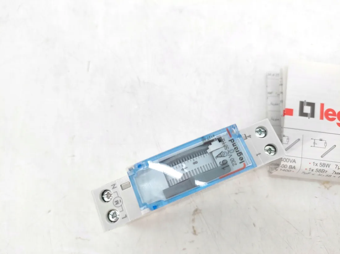 legrand-programator-czasowy-microrex-t11-stan-powystawowy