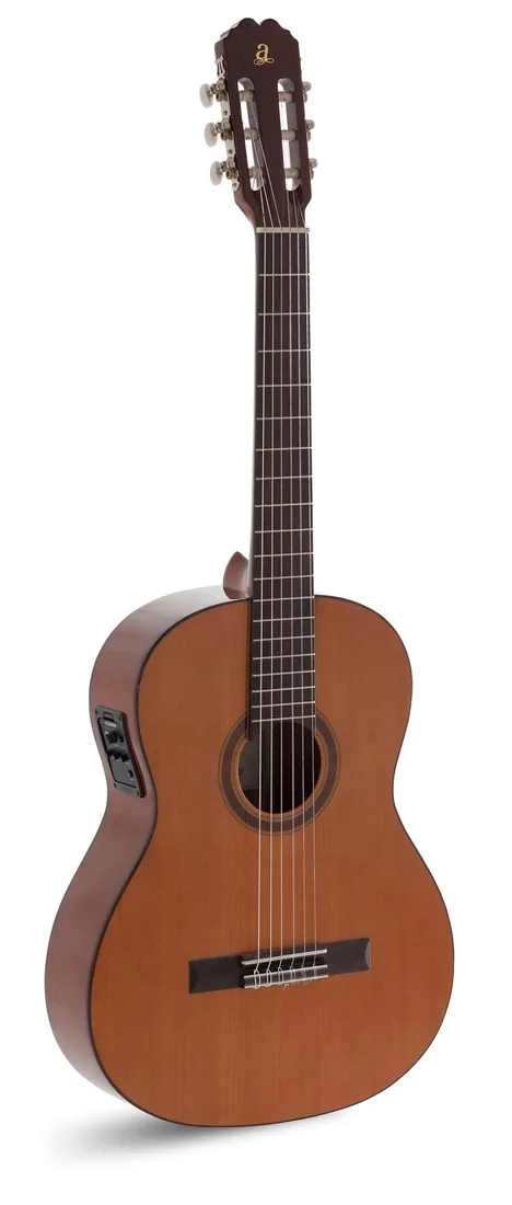 admira-malaga-ef-gitara-elektroklasyczna