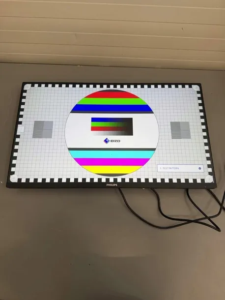 monitor-led-philips-32m1n5800a-315-3840-x-2160-px-ips-pls-czas-reakcji-1-ms
