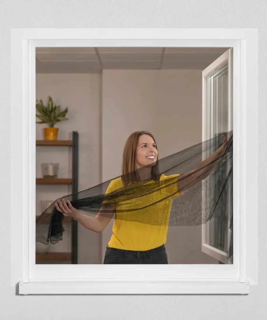 moskitiera-do-okna-130-cm-x-150-stan-powystawowy