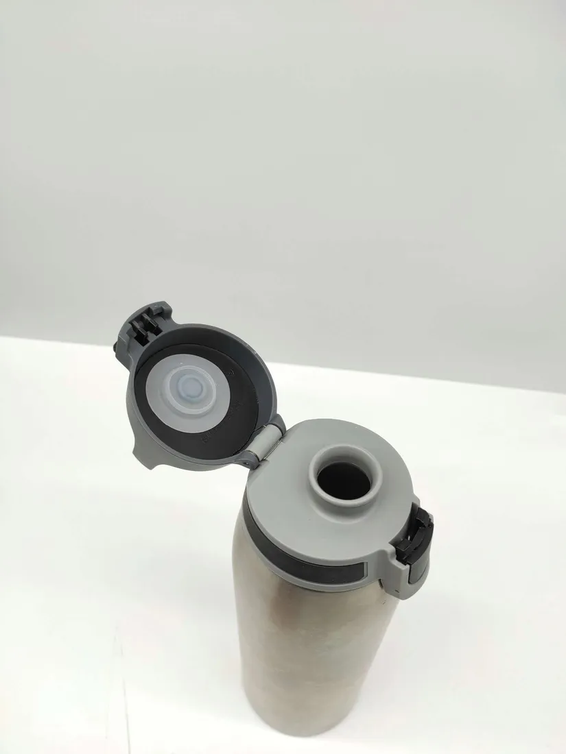 butelka-sigg-shield-one-brushed-1-l-stan-powystawowy