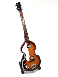 mini-gitara-basowa-paul-mc-cartney-the-beatles-mgt-2028-skala-1-4