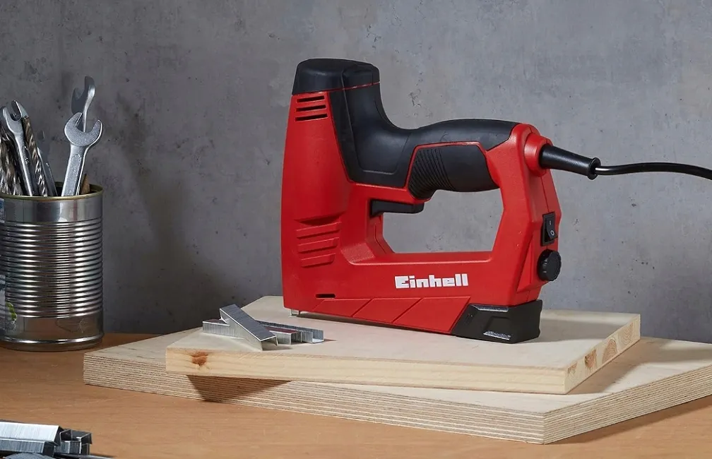 zszywacz-elektryczny-einhell-tc-en-20-e