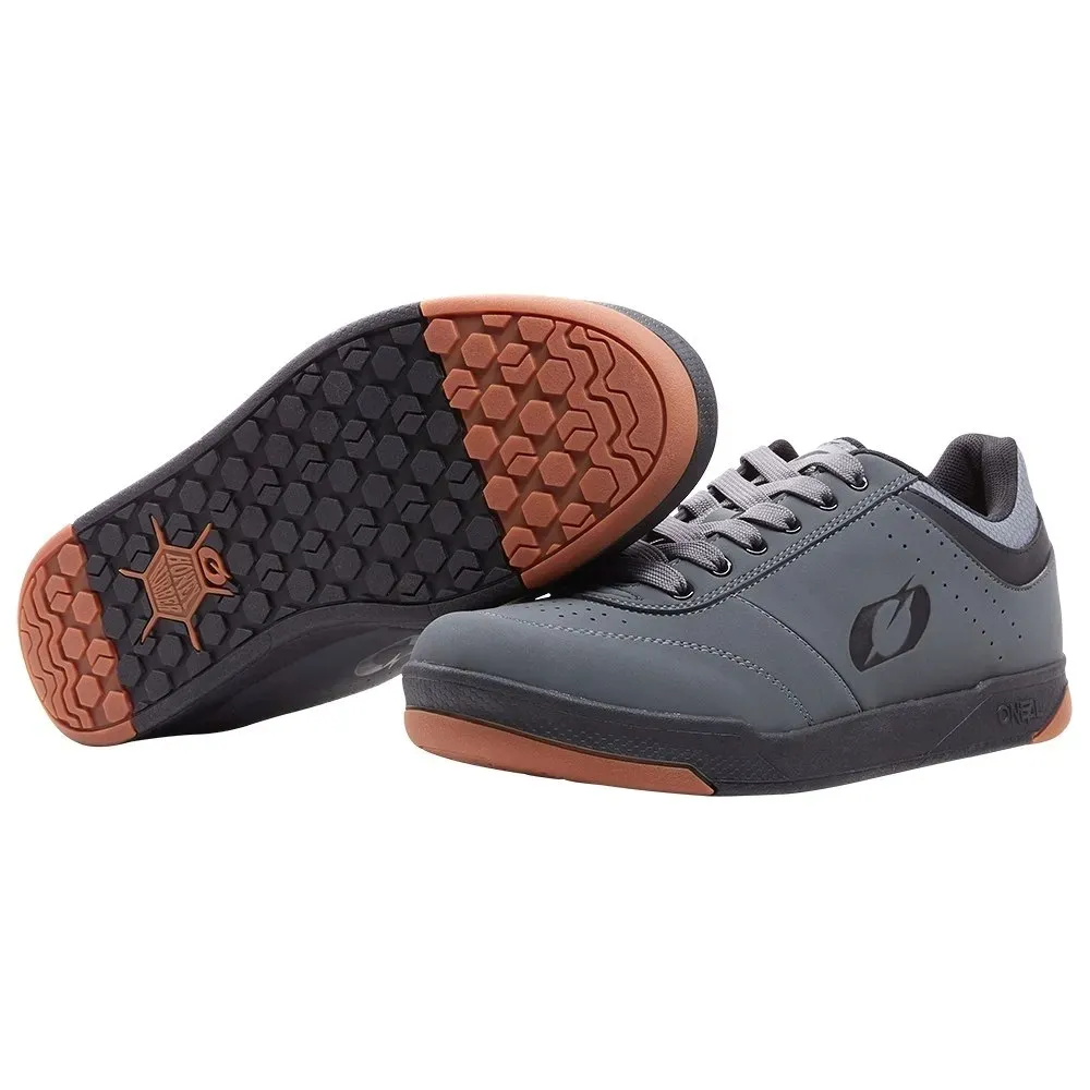 pumps-flat-but-szary-czarny-44